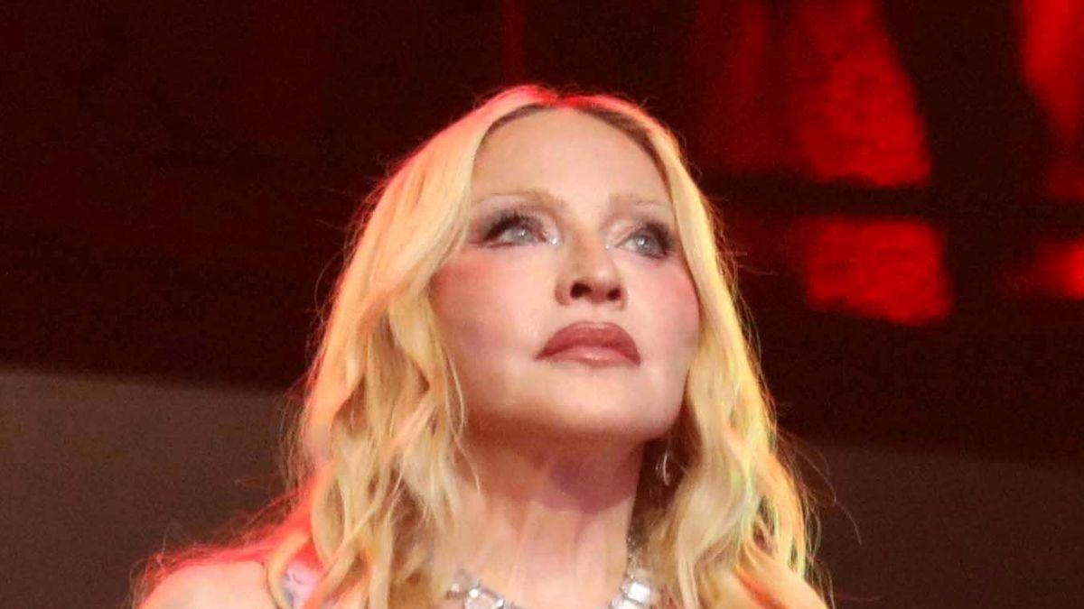Image of Madonna completed her new album 'Confessions II.'