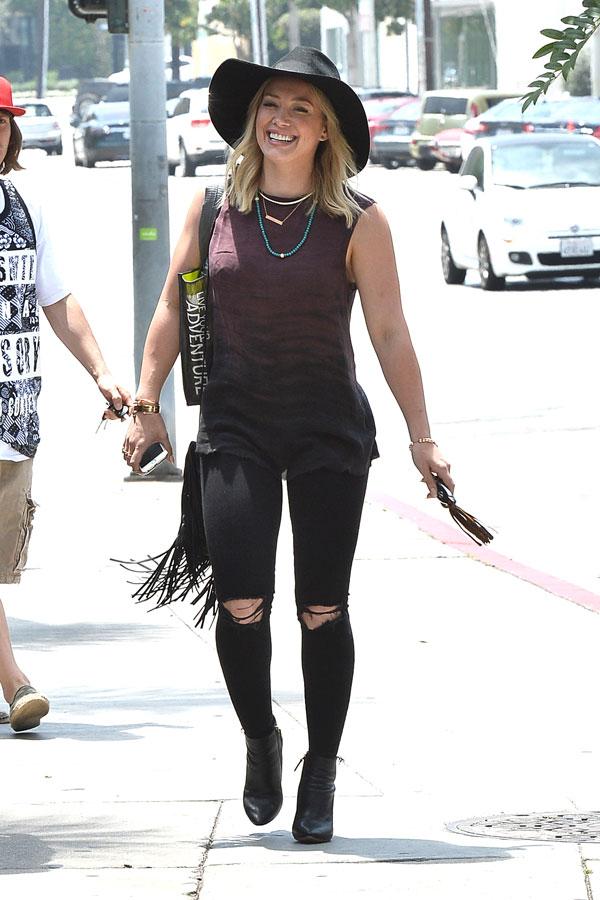 Hilary duff dating rejected tinder splash