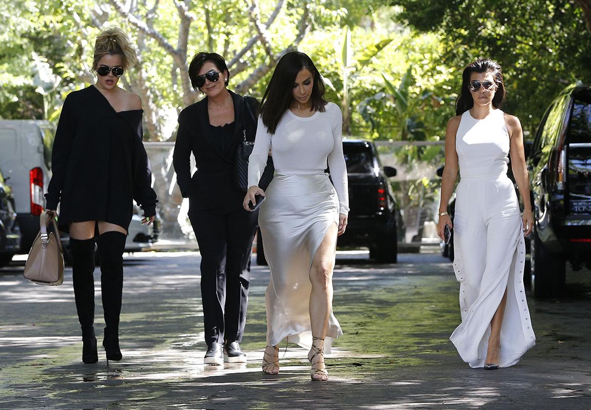 The Kardashian&#8217;s Film Their Show In Woodland Hills