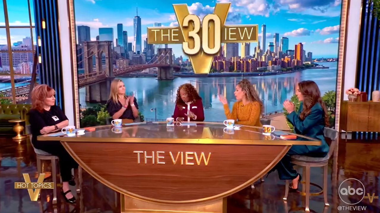 Photo of Star Jones was able to get surgery thanks to her weight loss.