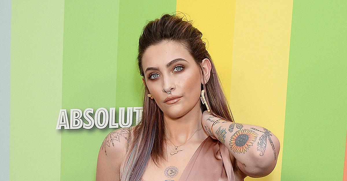 paris jackson reveals she makes friends family sign nda ok