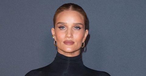 rosie huntington whiteley shows off fit physique blue bra undies photo pp