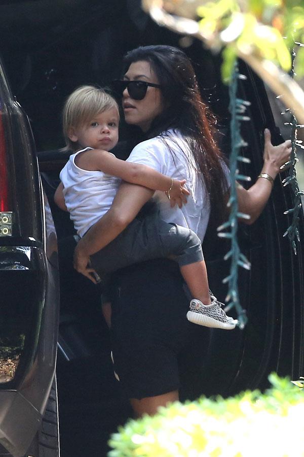 kourtney kardashian son reign