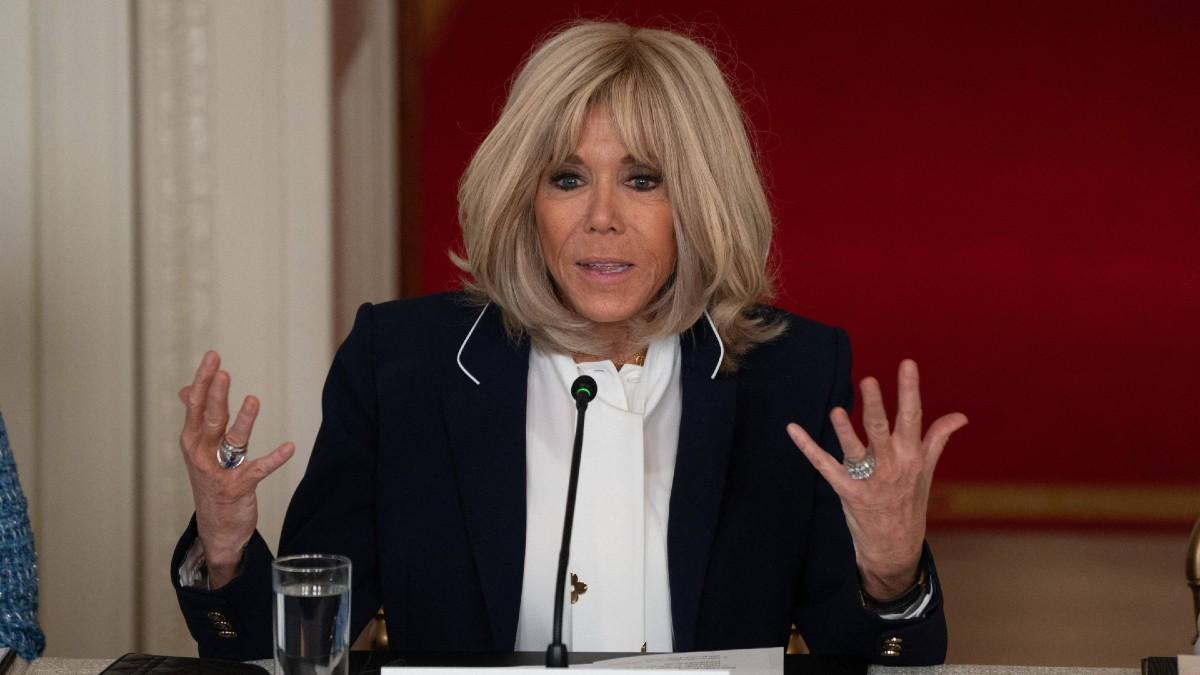 image of French President Emmanuel Macron and First Lady Brigitte Macron filed a 22-count defamation lawsuit against Candace.