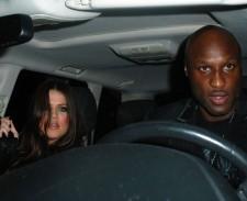 2009__10__full_celebs_wenn2612358 225×183.jpg