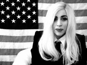 2010__09__Lady_Gaga_Sept17newsnea 300×223.jpg