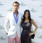 2010__07__okmagazine_scott disick kourtney kardashian 148&#215;150.jpg