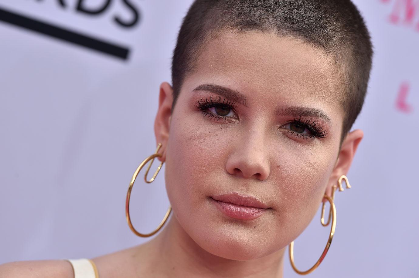 Halsey Cancels Show Puts Tour On Hold Personal Emergency