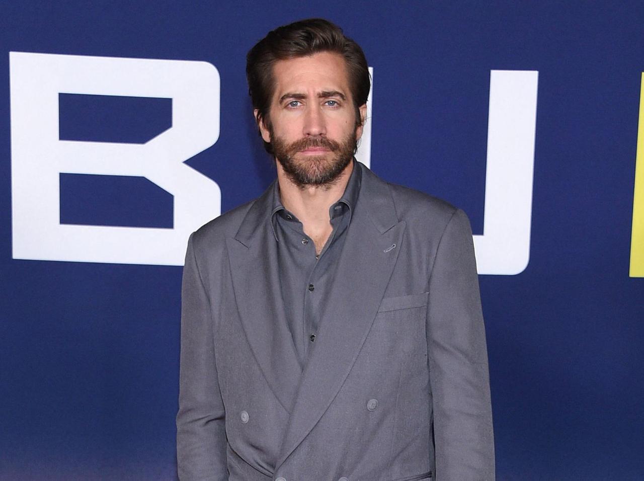 Jake Gyllenhaal Thinks Being Legally Blind Improves His Acting