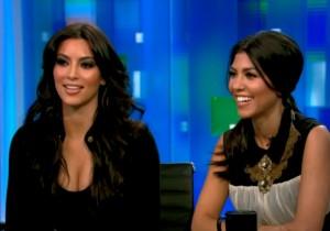 2011__01__Kim_Kardashian_Kourtney_Kardashian_Jan25newsnea 300×210.jpg