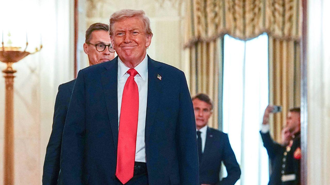 image of Michael Wolff and trump