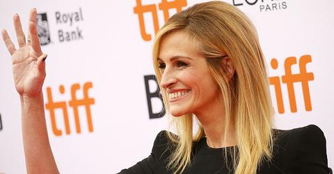 Julia roberts clapback troll ugly black nail polish main