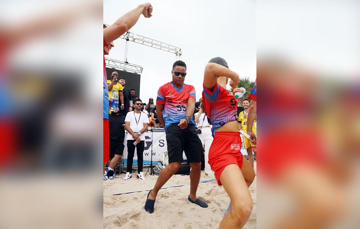 cuba gooding jr dancing at swapp celebrity soccer league