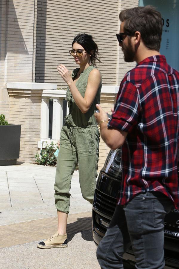 Kendall Jenner with Scott Disick at Barneys April 3, 2016 – Star Style