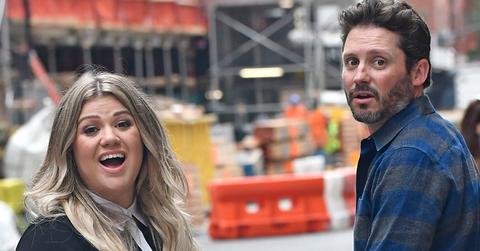 EXCLUSIVE: Kelly Clarkson shows off her slimmed down post baby body while out with husband Brandon Blackstock in New York City