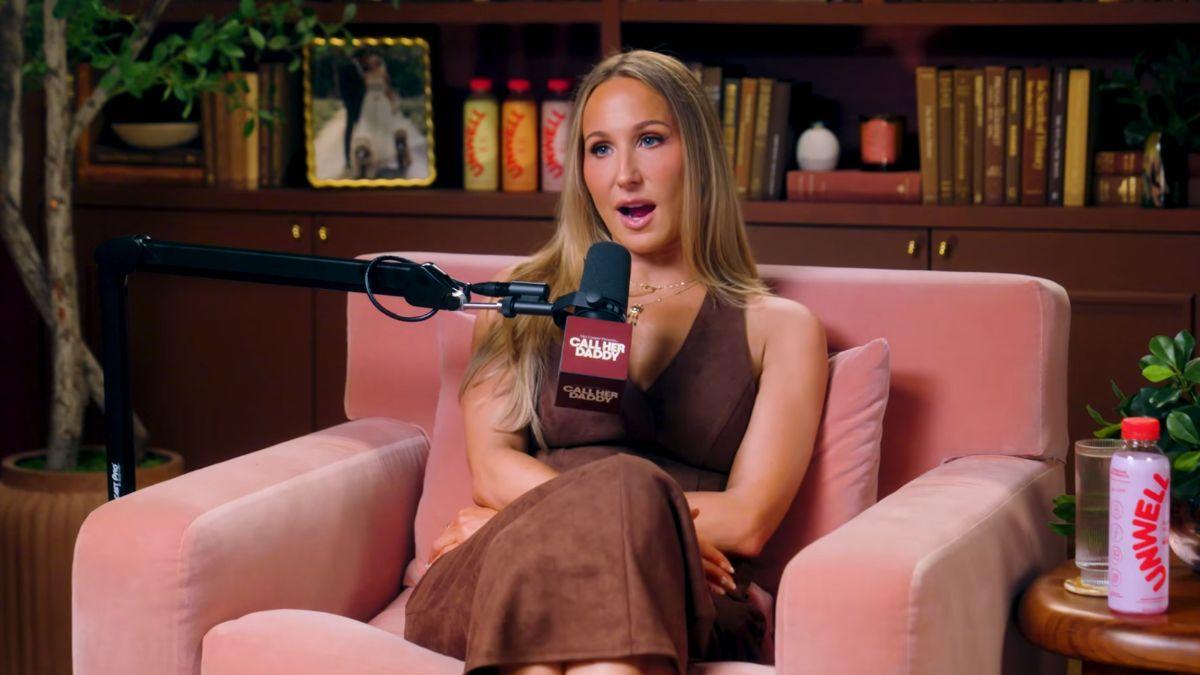 Image of Nikki Glaser admits she allows her boyfriend to 'physically' cheat on her, but would be hurt if he did so 'emotionally.'