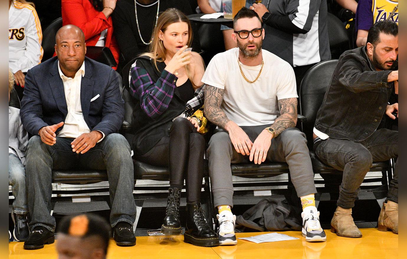 Denzel washington ariel winter adam levine basketball game 5