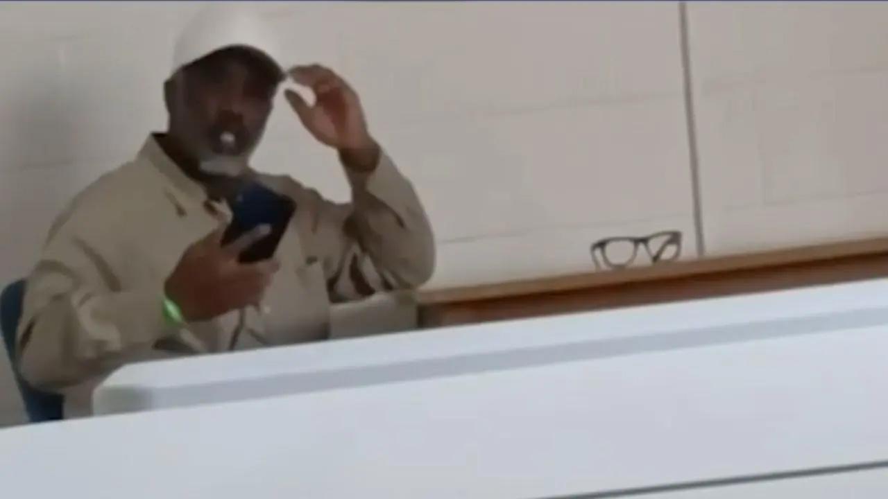 Photo ofSean 'Diddy' Combs allegedly received disciplinary action for possessing a cellphone while in prison.