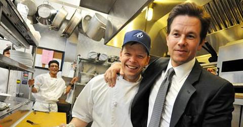 Wahlburgers premiere