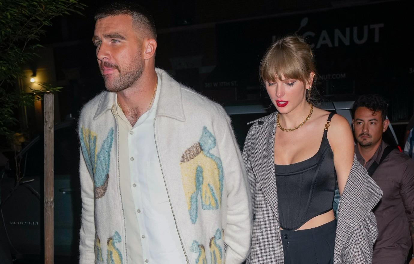 taylor swift traviskelce