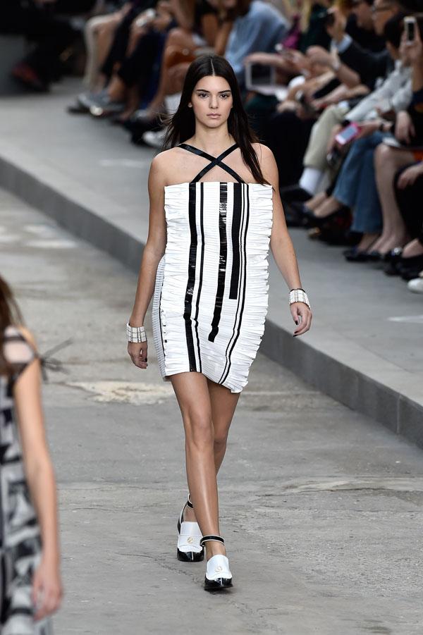 Kendall and shop kylie striped dress