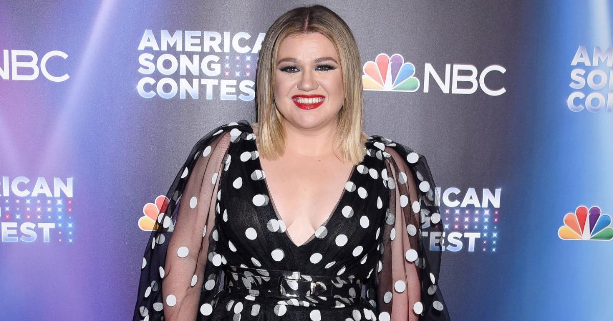 kelly clarkson name officially changed pp