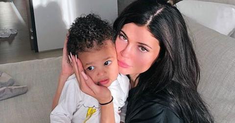 Kylie-Jenner-Does-Stormi's-Hair-PP