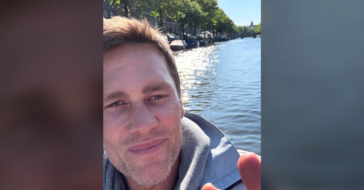 tom brady daughter twin vacation selfie photo