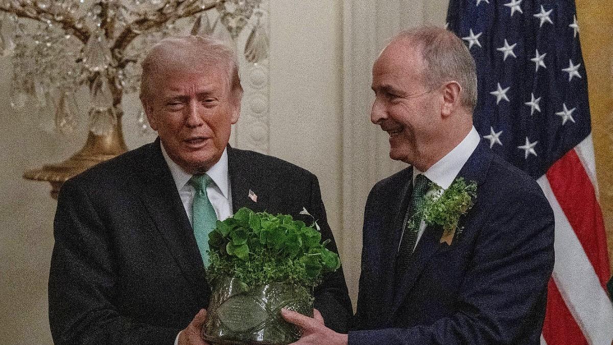 image of Donald Trump jokingly brought up Rosie O'Donnell during his meeting. 