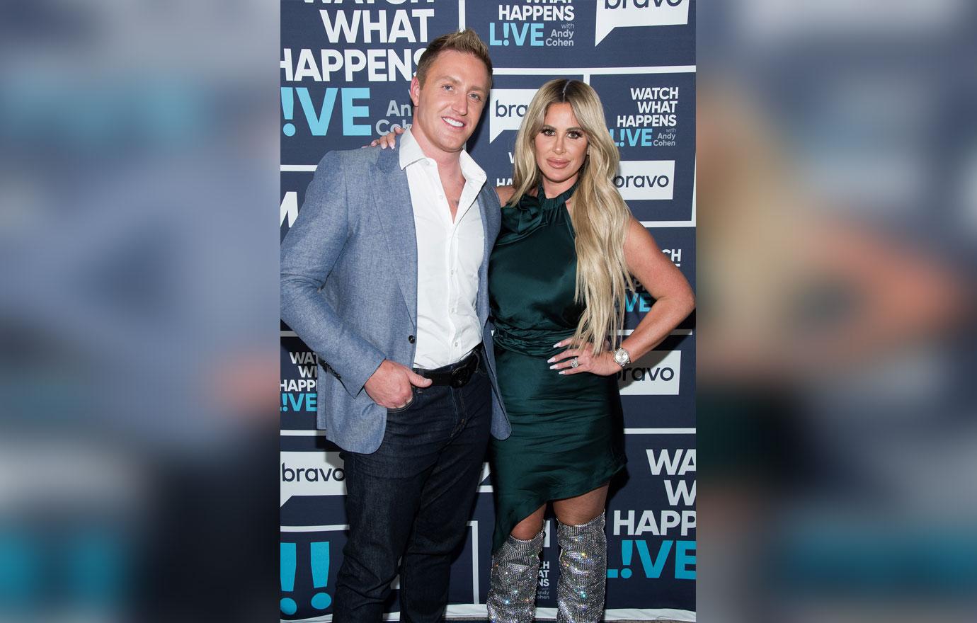 Kim zolciak defends marriage twitter 2