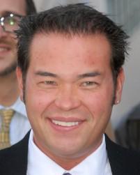 2011__04__okmagazine horoscopes jongosselin 201×300.jpg