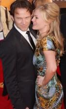 2010__03__stephen.moyer_.anna_.paquin 136×225.jpg
