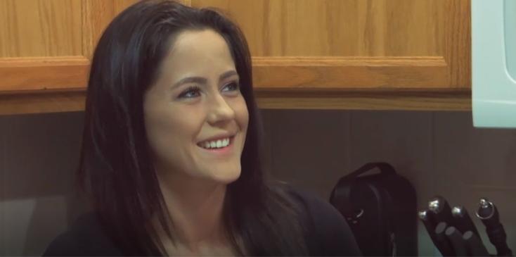 Nearly Naked! Jenelle Evans Strips Down In Public For A REVEALING