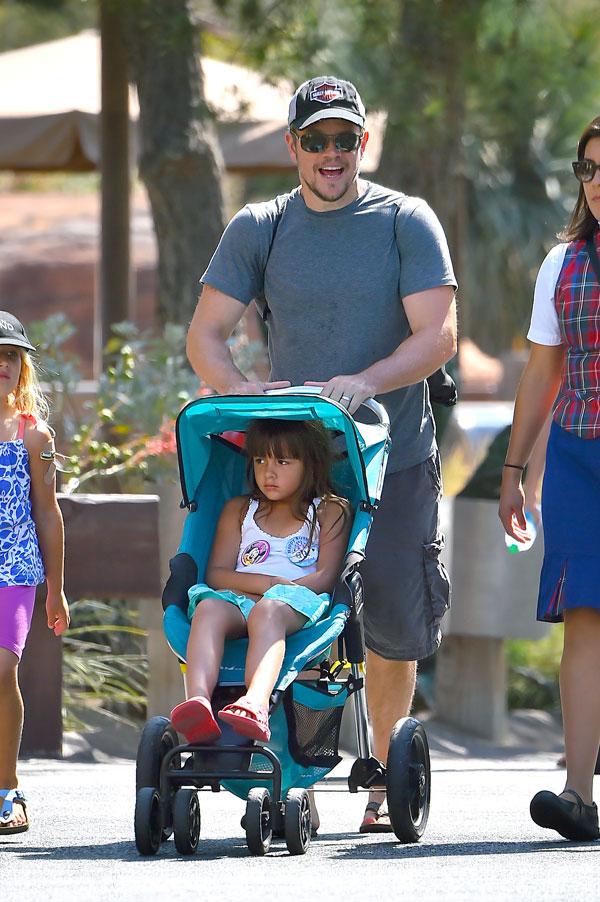 Matt Damon wife luciana barroso daughters birthday ben affleck divorce-