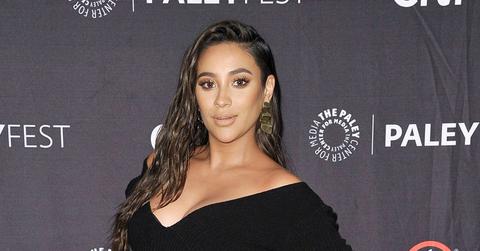 Shay Mitchell In Black Dress On Red Carpet Daughter Name