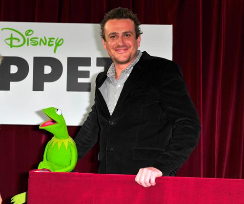 Jason segel kermit dec21 04_ _1.jpg