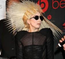 2010__01__lady_gaga_Jan19_mb 225&#215;203.jpg