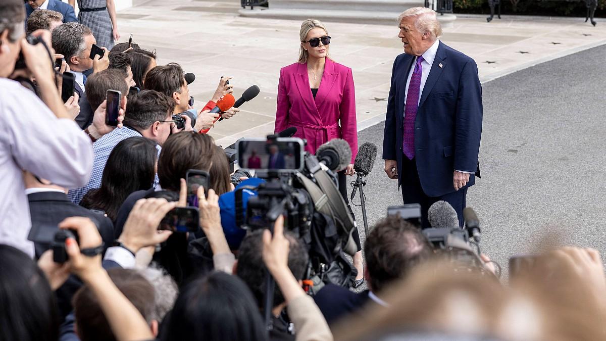 image of Donald Trump refuses to admit he lost the 2020 election. 