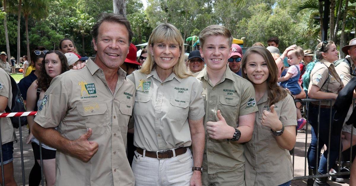 bindi irwin brother robert bond celebrity siblings