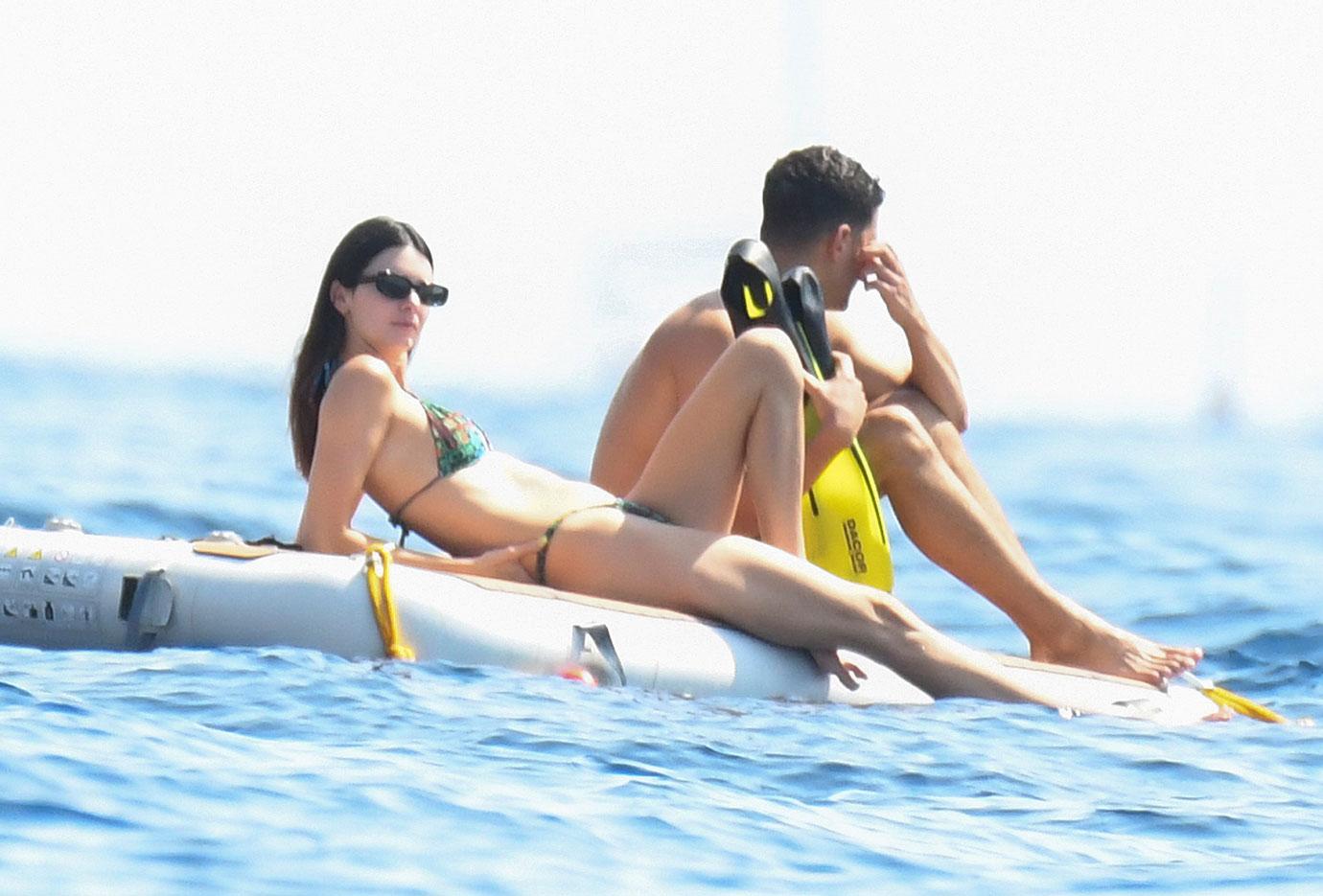 kendall jenner in bikini on yacht