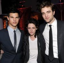 2010__02__okmagazine_twilight cast 225×221.jpg