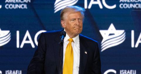 donald trump economy chicago interview hoodwinked