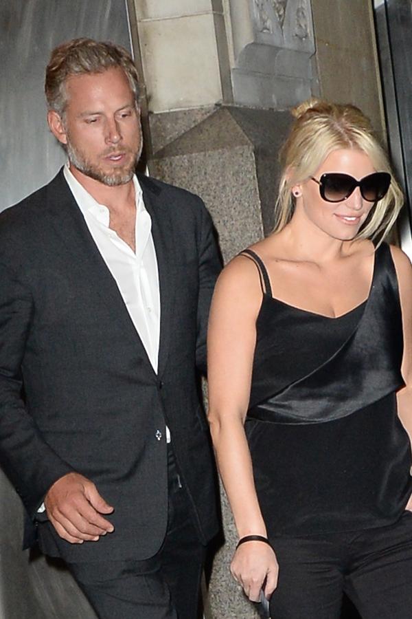 Jessica Simpson and Eric Johnson arrive at Nylo Hotel