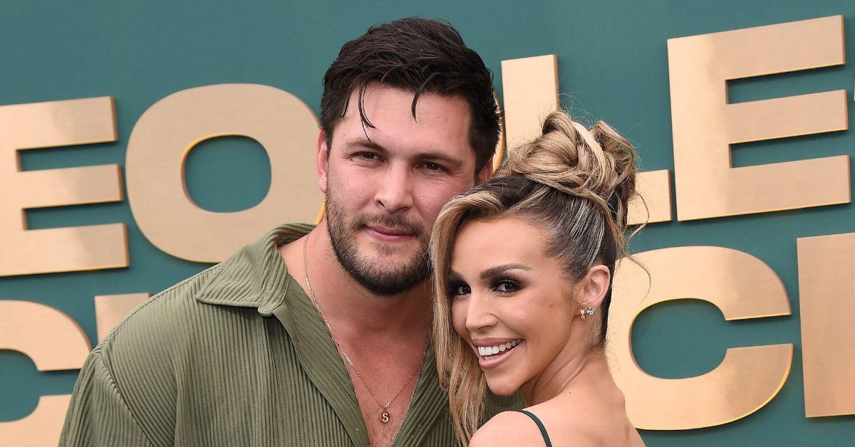 Image of Brock Davies gave Scheana Shay a letter about his affair.