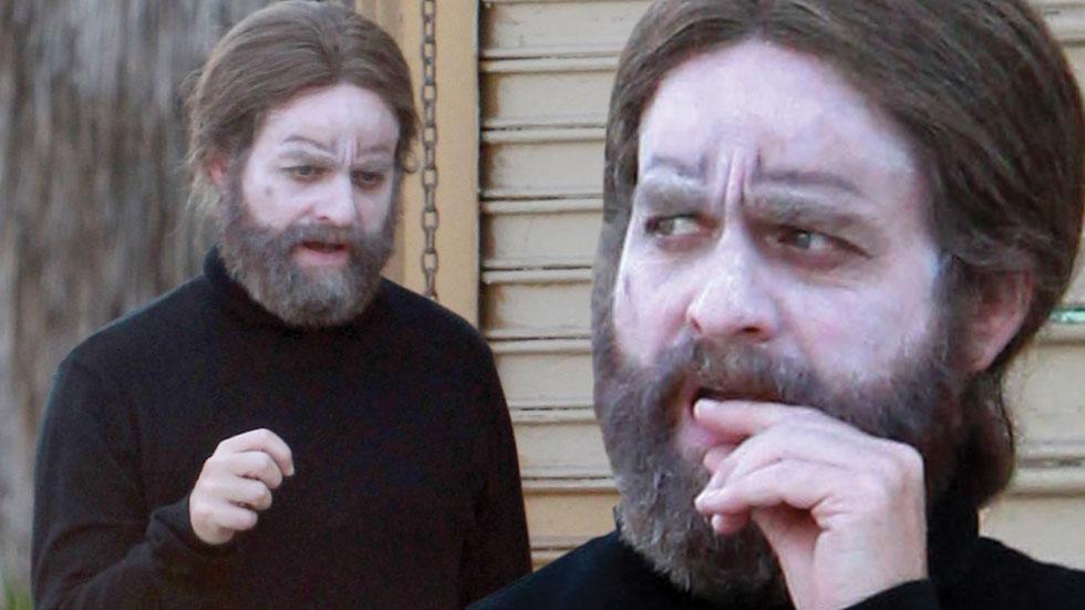 Zach galifianakis skinny face paint 04