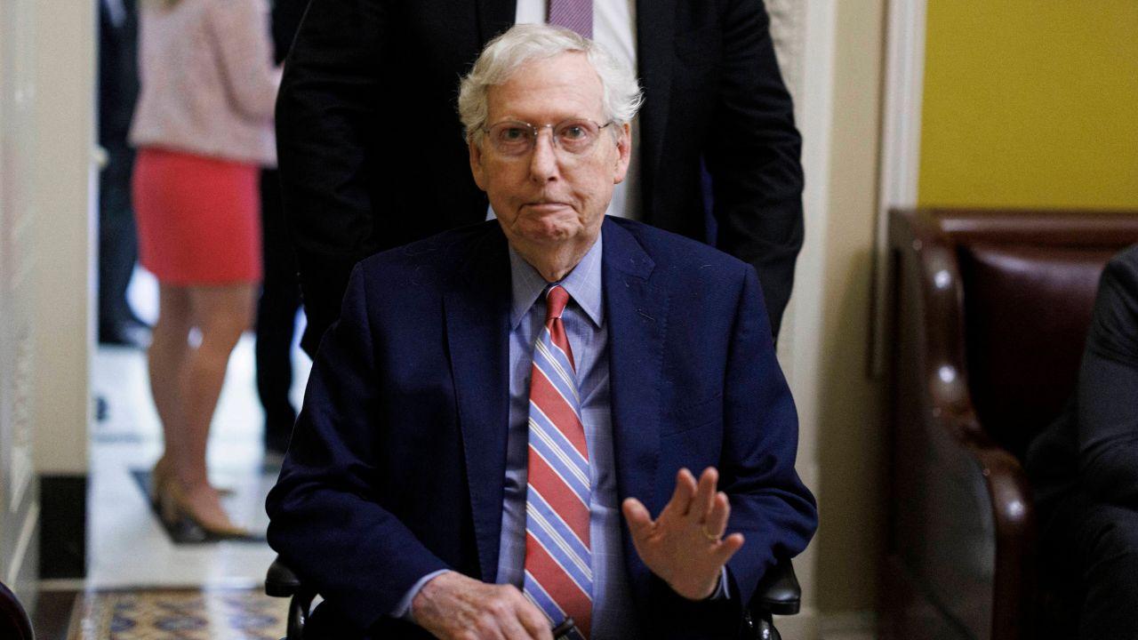 Image of Mitch McConnell credited his lengthy recovery to the lasting effects of childhood polio.