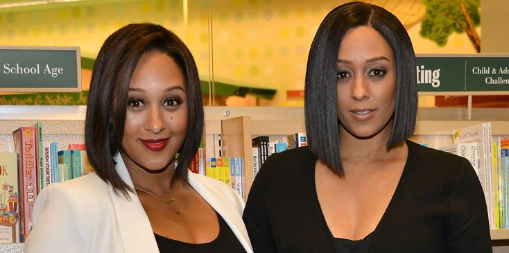 Tia And Tamera Mowry Sign And Discuss Their New Book &#8220;Twintuition&#8221;