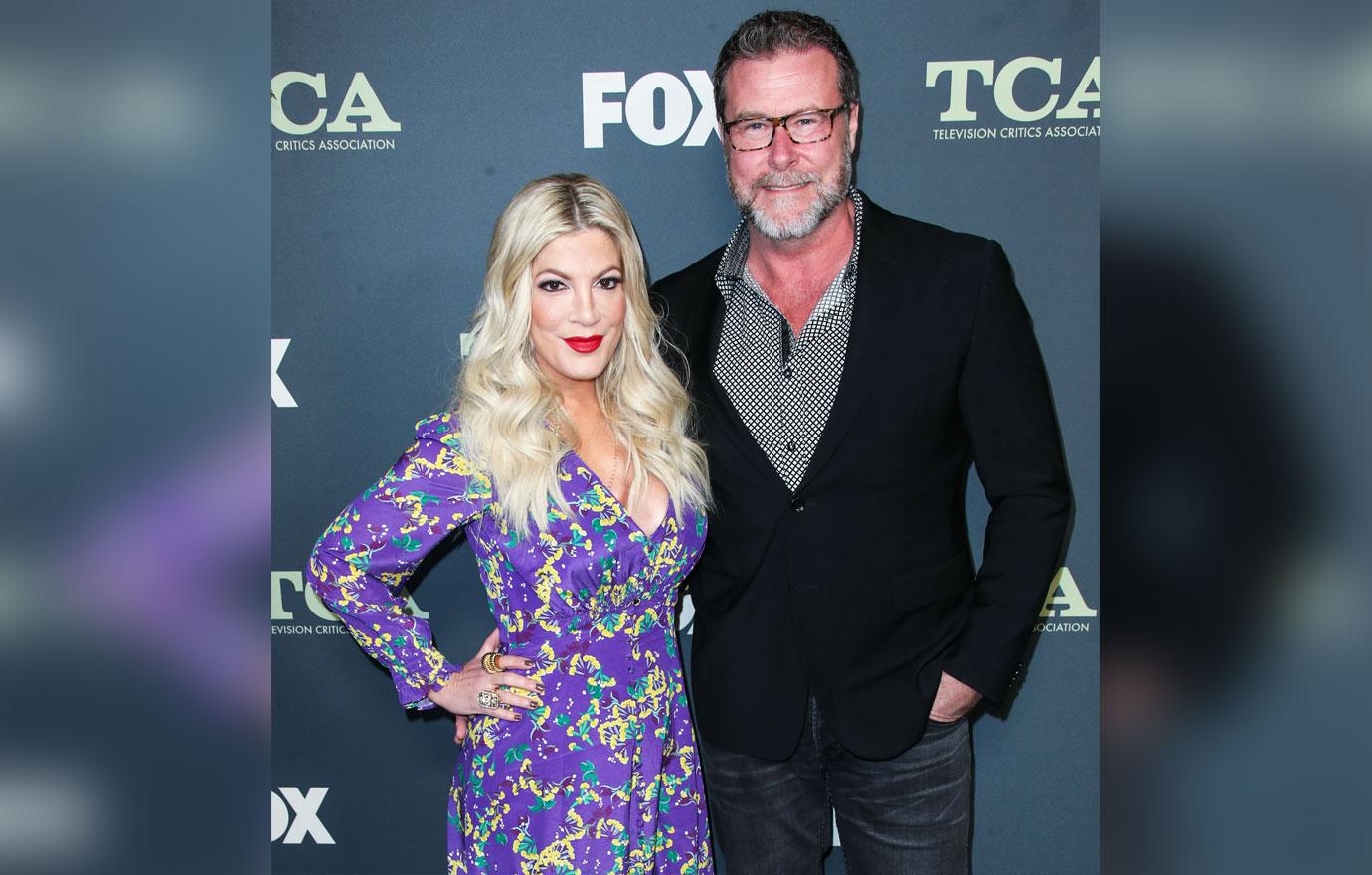 tori spelling unrecognizable night out dean mcdermott split rumors