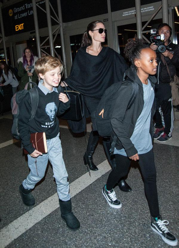 Shiloh Jolie Pitt Boy Gender Angelina Brad Dressing