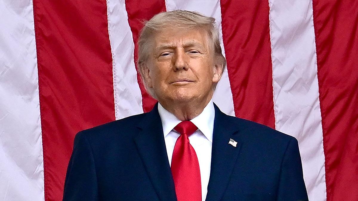 Photo of Donald Trump oddly posted a photo of Margo Catsimatidis without any context.